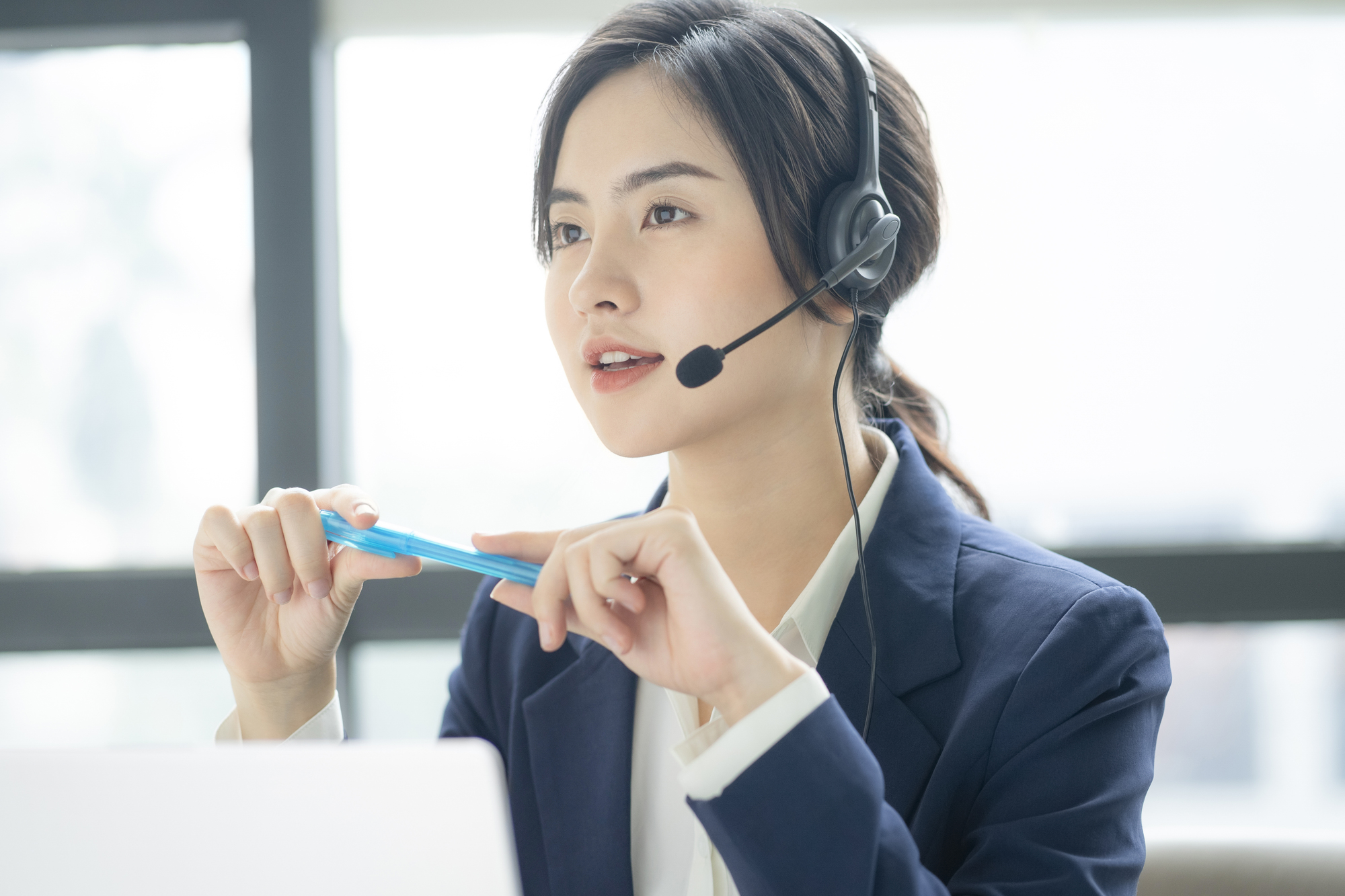 運営形態別に解説！コールセンターの運営費用はどのくらい？